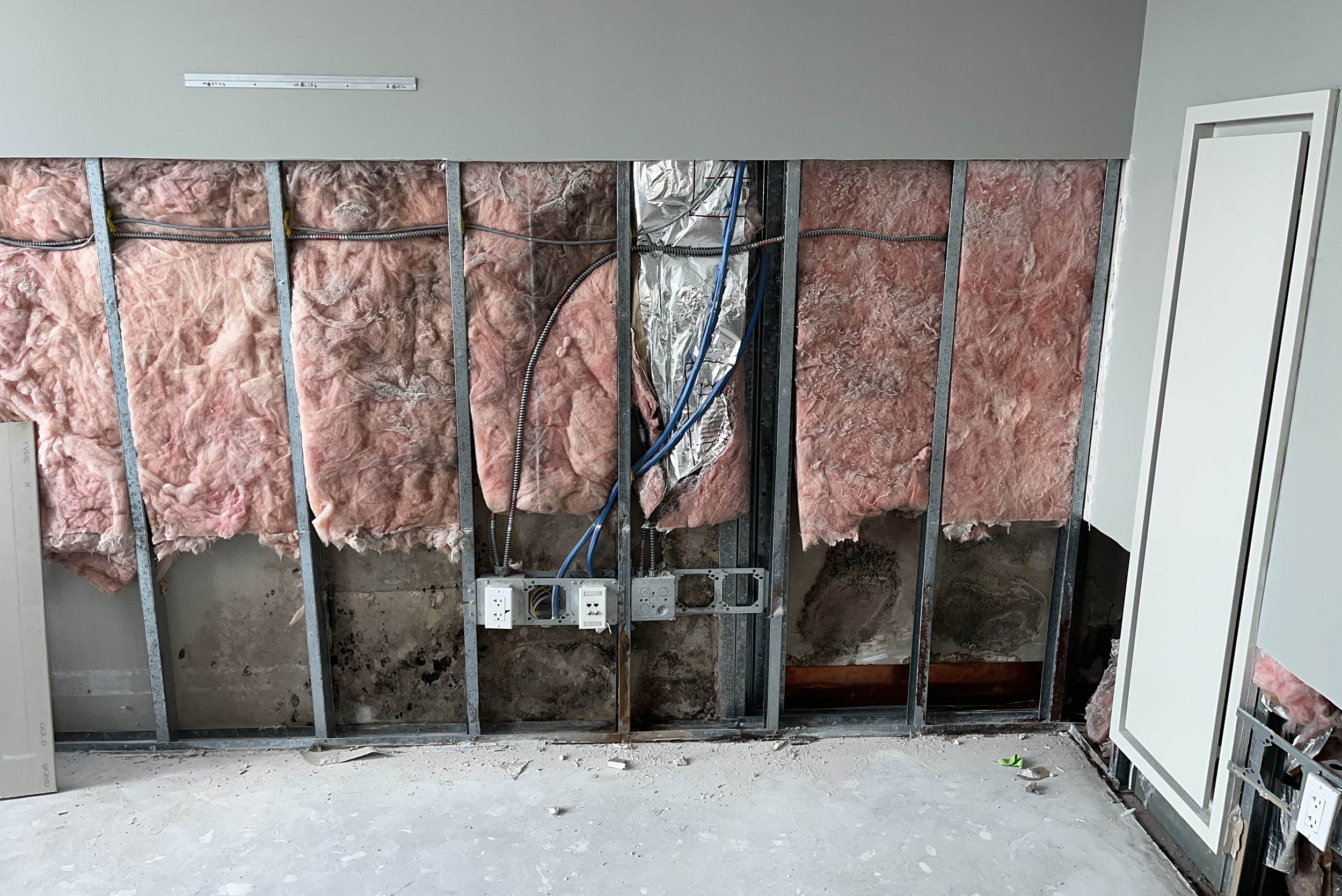 Mold Remediation for NYC Apartment Buildings and Multi-Unit Properties | NYC Mold Remediation & Water Damage Restoration